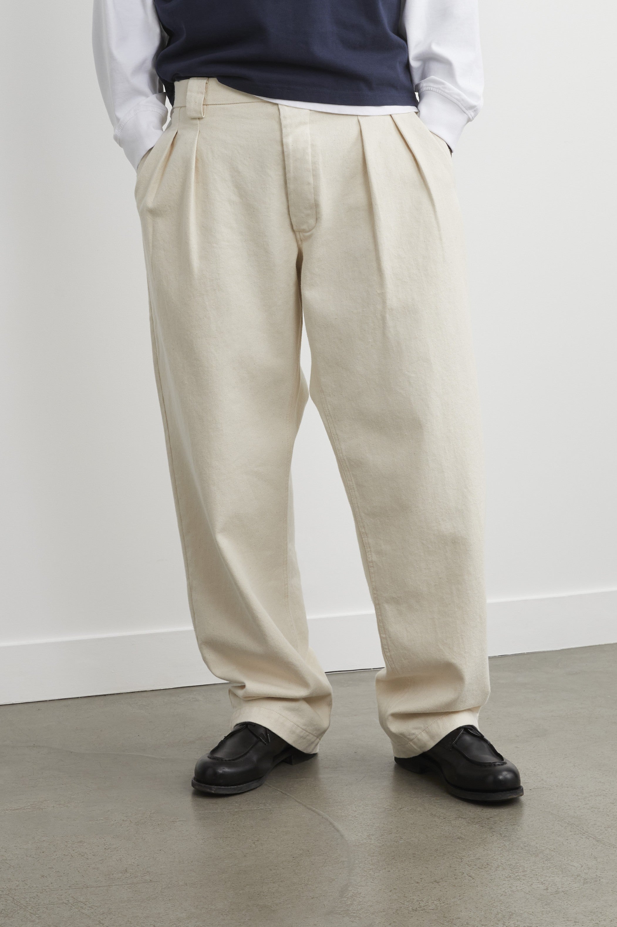 MARIN pleated pants