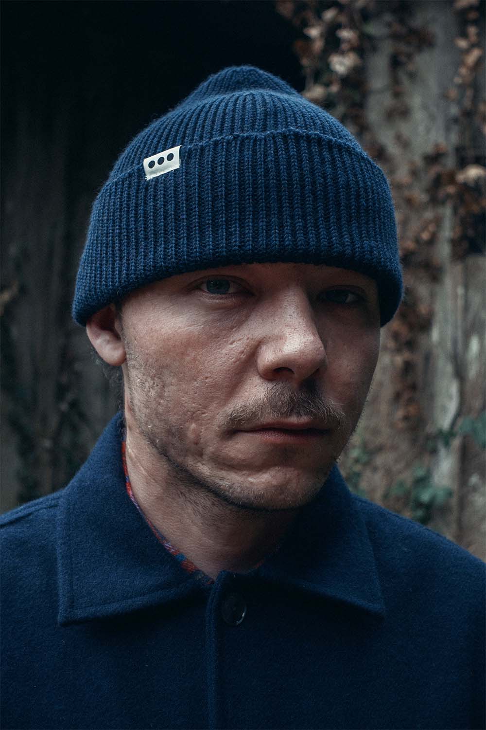 bonnet-marine-bleu-fonce