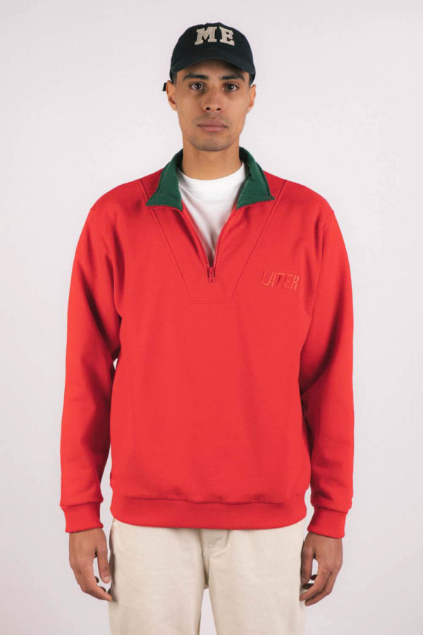 Sweat-shirt col zippé rouge et col vert recyclée, homme