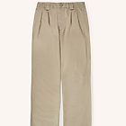 Pantalon beige à pinces, coupe ample, aplat, packshot