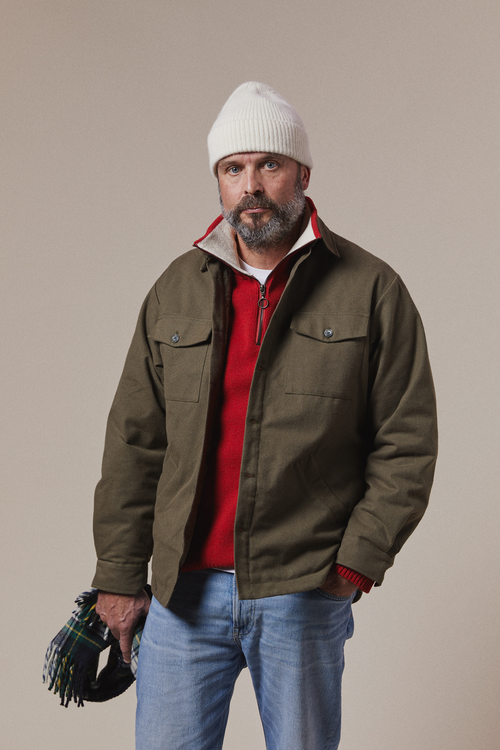 Veste matelassée recyclé pour homme, douce et chaude, elle est parfaite pour l'hiver.
