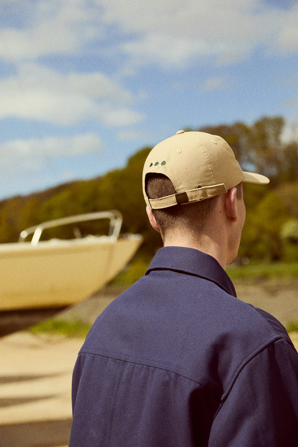 Casquette brodée made in France éco-responsable de grade qualité pour homme